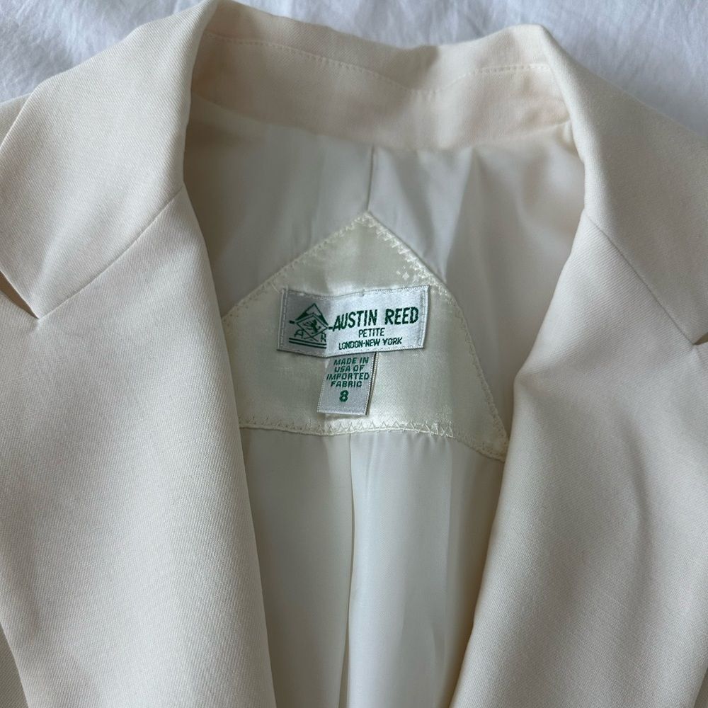 Austin Reed Cream Blazer Wool Blend Single Button Jacket Sz 8 P - Picture 4 of 8